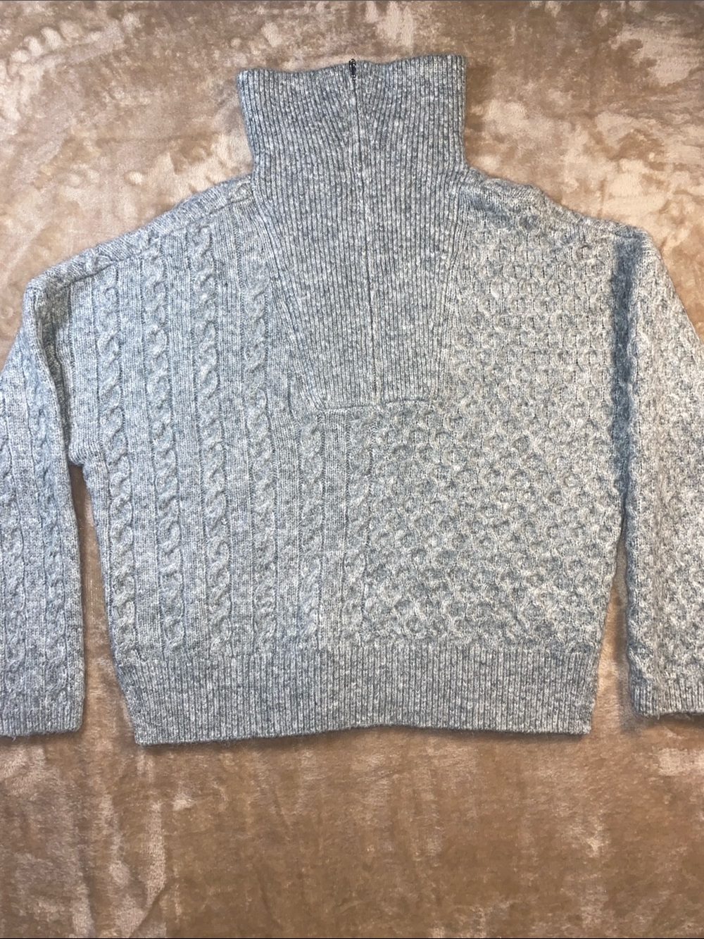 Abercrombie & Fitch Light Gray Cable & Honeycomb Turtleneck Sweater